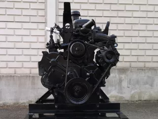 Dízelmotor Hinomoto P126 - 15236 (1)