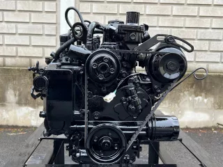 Dízelmotor Iseki E383 - 105815 (3)