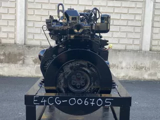Dízelmotor Iseki E4CG - 006705 (1)