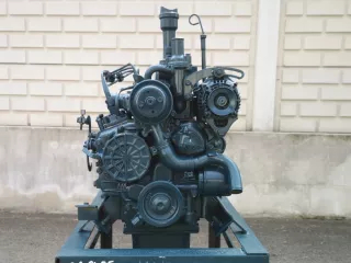 Dízelmotor Kubota V1405 - 298445 (1)