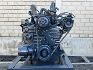 Dízelmotor Kubota V2203-C-1 - CL3823 (1)