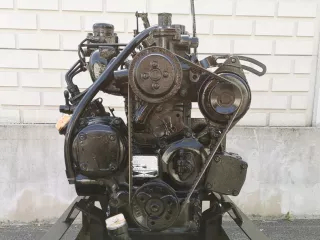 Dízelmotor Yanmar 3TN82-RAC -05251 (3)