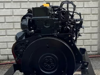 Dízelmotor Yanmar 3TNE74-N2C - N07436 (1)