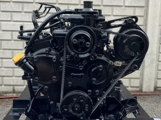 Dízelmotor Yanmar 3TNE74-N2C - N07696 (3)