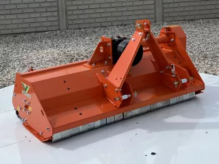 EFGC 145D szárzúzó 145 cm-es, vízszintes tengelyű, kalapácsos, erősített hajtóművel,  nyitható hátfallal (3)