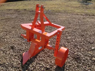 Eke 1 fejes, 10-16LE japán kistraktorokhoz, Komondor SE-1 (2)