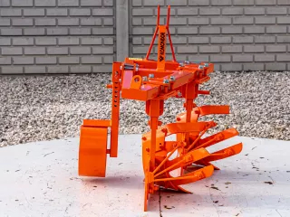 Eke 2 fejes, 15-23LE japán kistraktorokhoz, réselt, nyírócsapos, Komondor SER-2 (0)