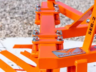 Eke 2 fejes, 15-23LE japán kistraktorokhoz, réselt, nyírócsapos, Komondor SER-2 (13)