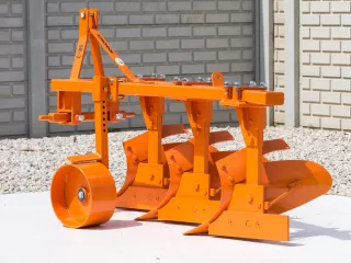 Eke 3 fejes, 24-30LE japán kistraktorokhoz, nyírócsapos, Komondor SE-3 (3)