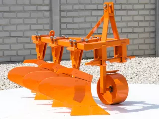 Eke 3 fejes, 24-30LE japán kistraktorokhoz, nyírócsapos, Komondor SE-3 (7)