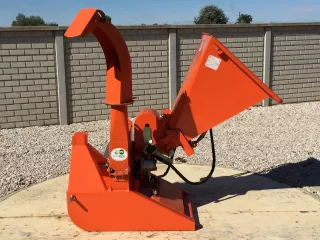 Faaprító (hidro-mechanikus működtetésű), saját hidraulikával, Komondor FA-H (5)