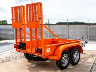 Force szállító pótkocsi, Force árokásókhoz, Komondor FPK-2000 (2)