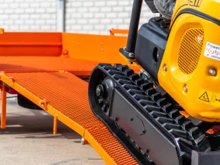 Force szállító pótkocsi, Force árokásókhoz, Komondor FPK-2000 (22)