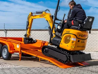 Force szállító pótkocsi, Force árokásókhoz, Komondor FPK-2000 (38)