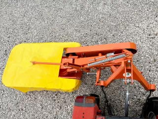 Fűkasza 135cm, 2 dobos, mini (0)