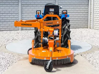 Fűnyíró 100 cm-es, japán kistraktorokhoz, kihajtható, Komondor SFNY-100K (5)
