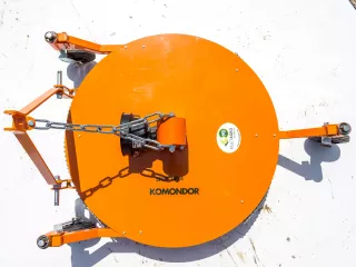 Fűnyíró 100 cm-es, japán kistraktorokhoz, Komondor SFNY-100.4 (8)