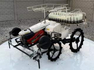 Hagyma ültető Yanmar PN2 - 100020, használt (7)