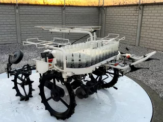 Hagyma ültető Yanmar PN2 - 100318, használt (5)