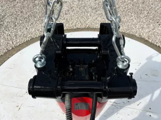 Hidraulikus törőkalapács Sandvik in22 (4)