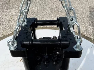 Hidraulikus törőkalapács Sandvik in22 (6)