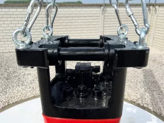 Hidraulikus törőkalapács Sandvik in22 (5)