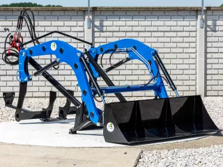 Homlokrakodó Iseki TG23 típusú japán kistraktorokhoz, Komondor PHR-TG23 (0)