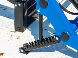 Homlokrakodó Iseki TG23 típusú japán kistraktorokhoz, Komondor PHR-TG23 (9)