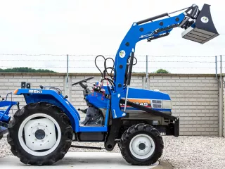 Homlokrakodó Iseki TG23 típusú japán kistraktorokhoz, Komondor PHR-TG23 (11)