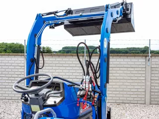 Homlokrakodó Iseki TG23 típusú japán kistraktorokhoz, Komondor PHR-TG23 (15)