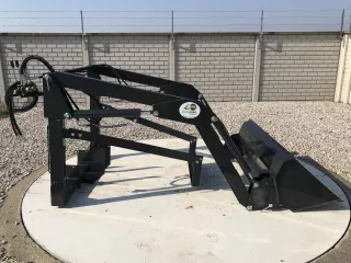 Homlokrakodó Iseki TG25F típusú japán kistraktorokhoz, Komondor MHR-TG25 (2)