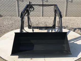 Homlokrakodó Iseki TG25F típusú japán kistraktorokhoz, Komondor MHR-TG25 (8)