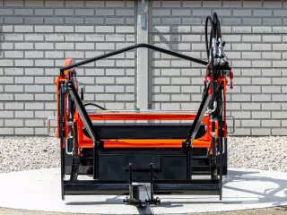 Homlokrakodó Kubota A-15 típusú japán kistraktorokhoz, Komondor PHR-A-15 (3)