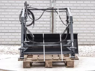 Homlokrakodó Mitsubishi MT200 típusú kistraktorokhoz, Komondor MHR-MT200 (7)