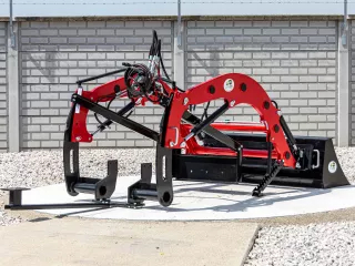 Homlokrakodó Yanmar AF-16 típusú japán kistraktorokhoz, Komondor PHR-AF-16 (2)