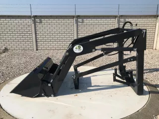 Homlokrakodó Yanmar AF-30 típusú japán kistraktorokhoz, Komondor MHR-AF30 (6)