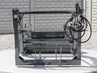 Homlokrakodó Yanmar F24, F24D, FX24, FX24D típusú kistraktorokhoz, Komondor MHR-F24 (3)