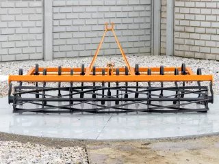 Kombinátor 180 cm-es, japán kistraktorokhoz, rugóskapákkal és rögtörővel, Komondor SKO-180 (3)