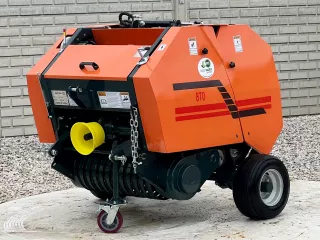 Körbálázó japán kistraktorokhoz, 60x70cm, hálós kötözésű, Komondor RKB-870N (2)