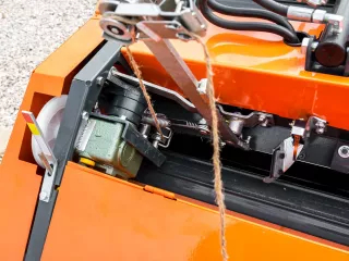 Körbálázó japán kistraktorokhoz, 60x70cm, Komondor RKB-870 (14)