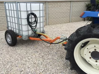 Öntöző pótkocsi japán kistraktorokhoz, Komondor SOP-1000 (11)