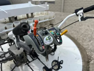 Palántázó Yanmar PH2R, önjáró (8)