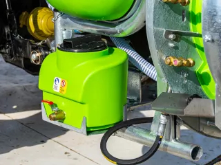 Permetező (Függesztett, 200 l-es, Axiál), Komondor FAP-200 (8)