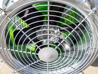 Permetező (Függesztett, 200 l-es, Axiál), Komondor FAP-200 (18)