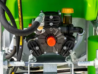 Permetező (Függesztett, 200 l-es, Axiál), Komondor FAP-200 (21)