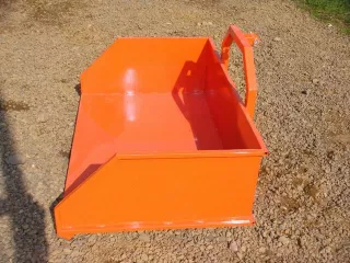 Szállító láda 130 cm-es, japán kistraktorokhoz, Komondor SZL-130 (5)