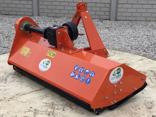 szárzúzó 145 cm-es, vízszintes tengelyű (erősített hajtóművel) (1)