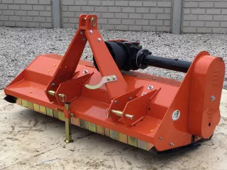 szárzúzó 145 cm-es, vízszintes tengelyű (erősített hajtóművel) (5)