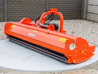 Szárzúzó 240 cm-es, vízszintes tengelyű, hidraulikus oldalmozgatással, GKH240 (1)