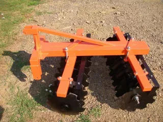 Tárcsa 110 cm-es, japán kistraktorokhoz, Komondor SFT-110 (5)